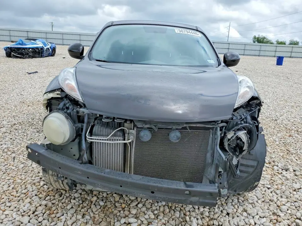 2011 NISSAN JUKE S  