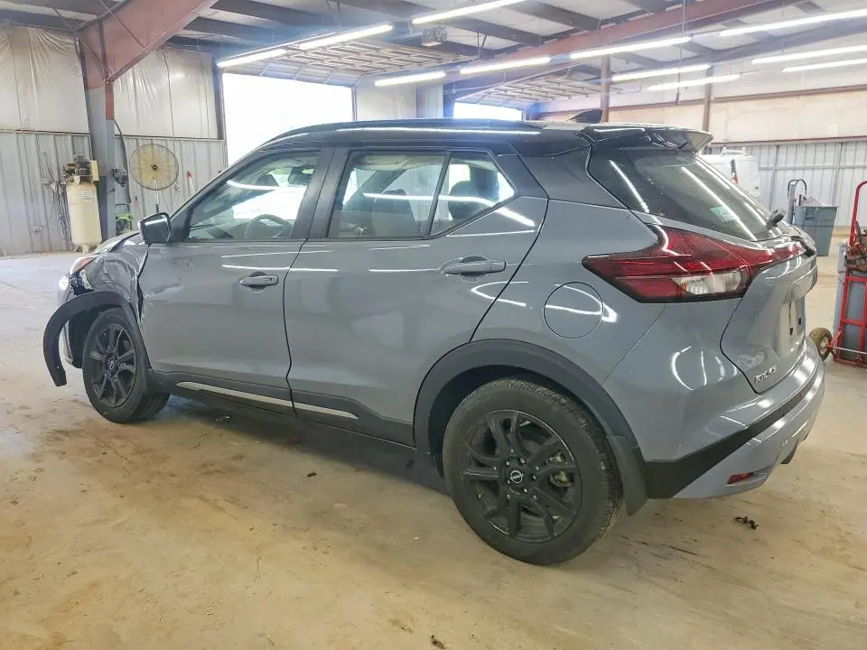 2022 NISSAN KICKS SR  