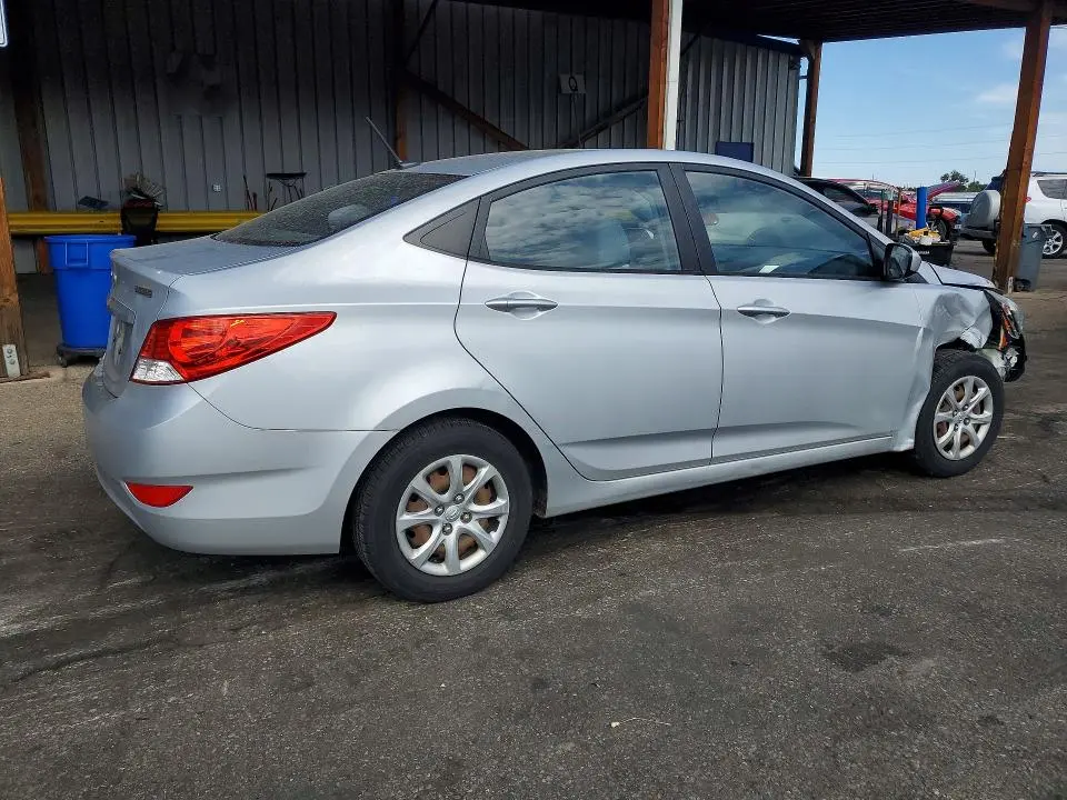 2013 HYUNDAI ACCENT GLS  