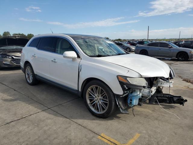 2014 LINCOLN MKT 