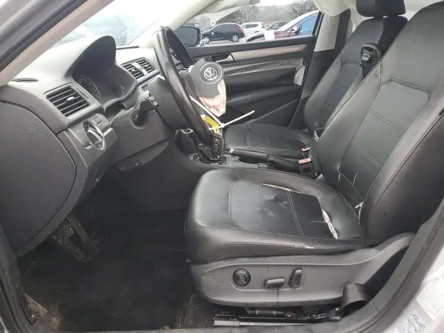 2015 VOLKSWAGEN PASSAT S  