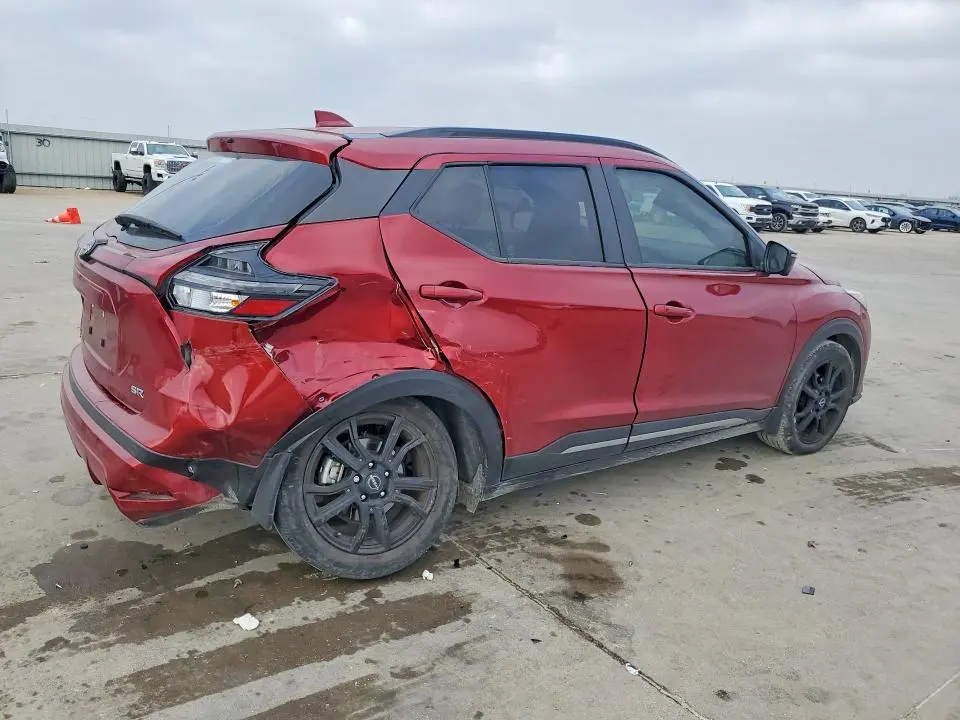2023 NISSAN KICKS SR  