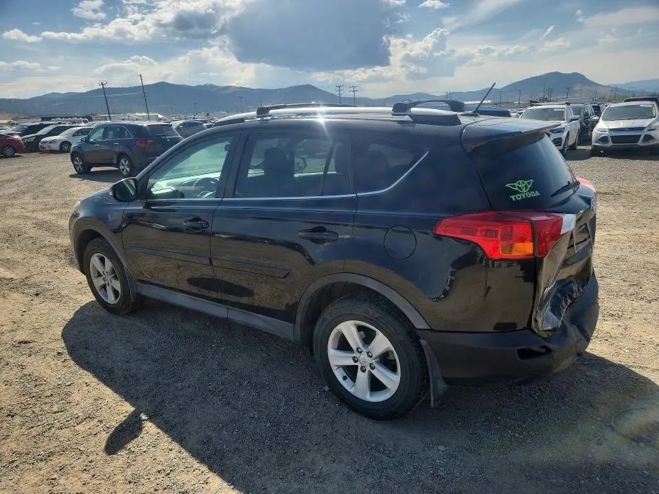 2013 TOYOTA RAV4 XLE  