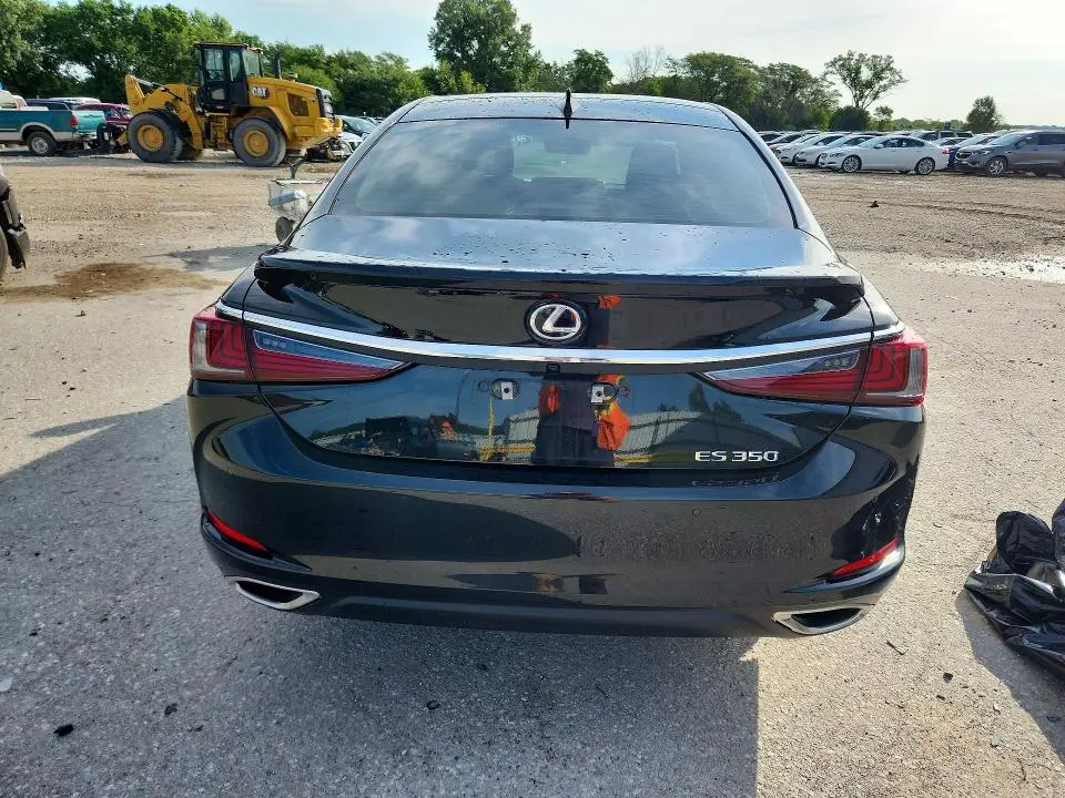 2025 LEXUS ES 350 ULTRA LUXURY  