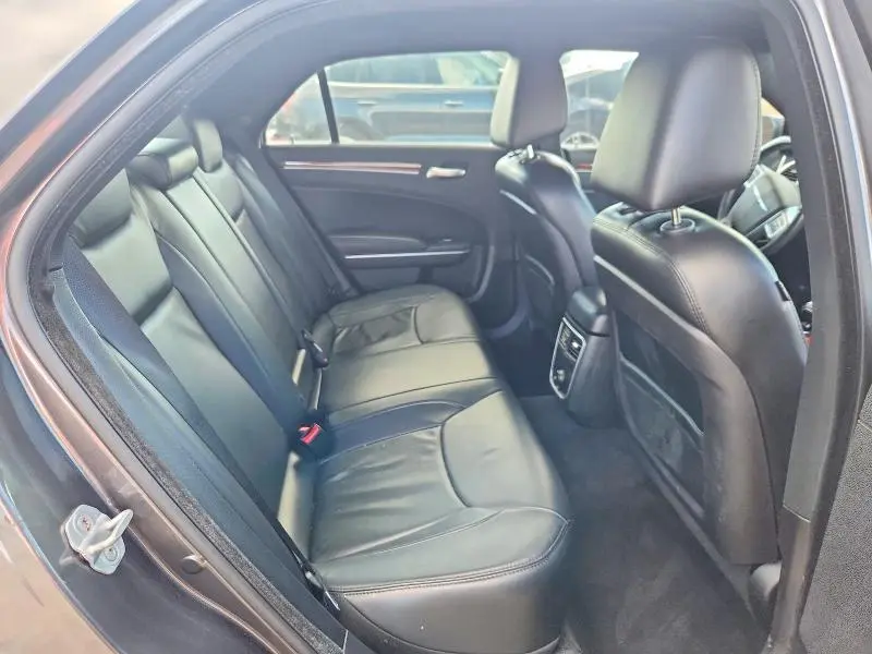 2013 CHRYSLER 300   