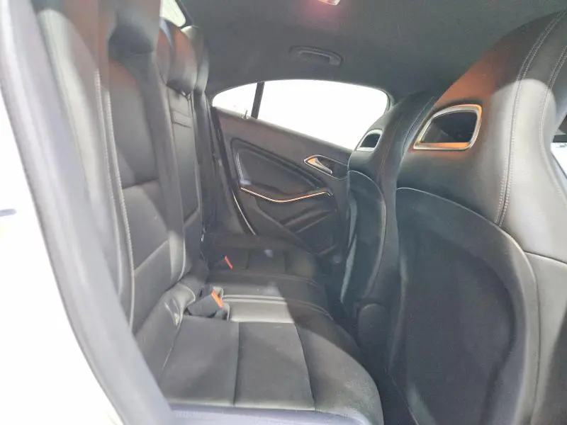 2019 MERCEDES-BENZ CLA 250 4MATIC  
