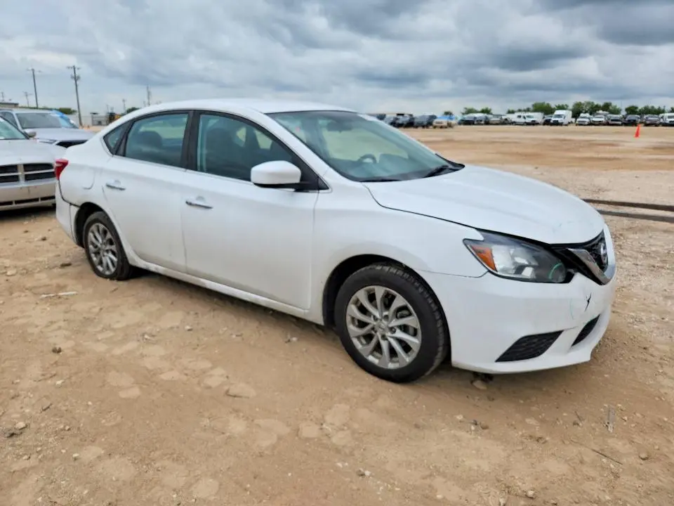 2019 NISSAN SENTRA SV  