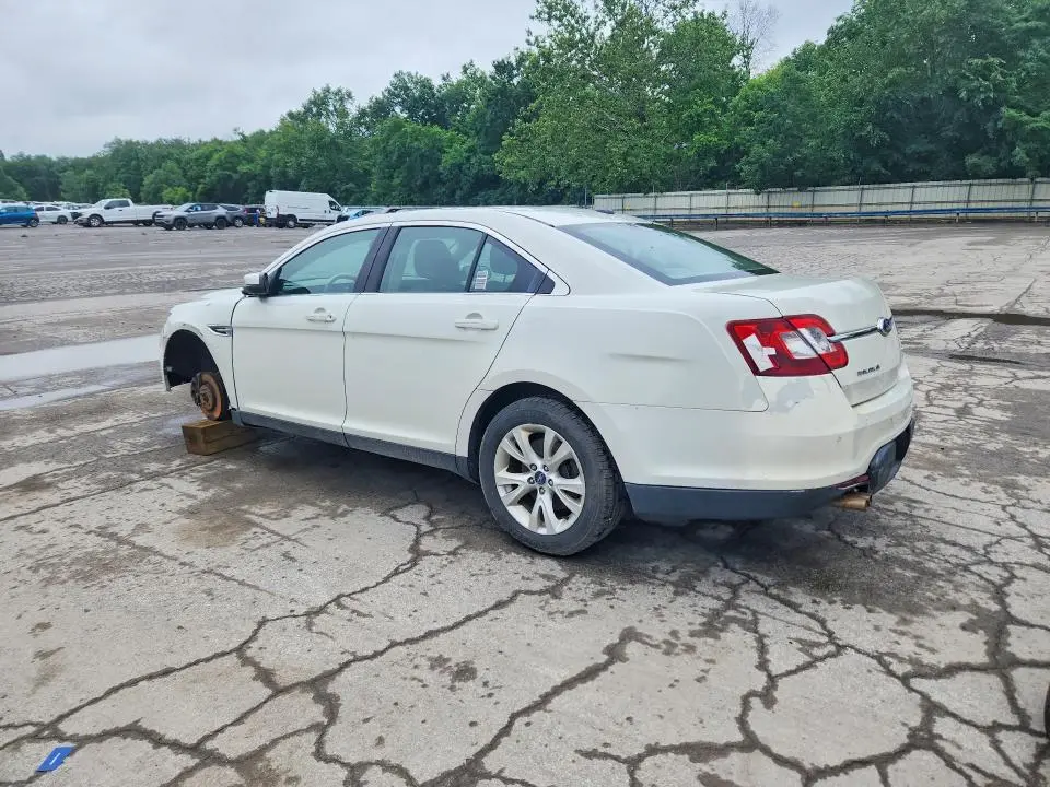 2012 FORD TAURUS SEL  