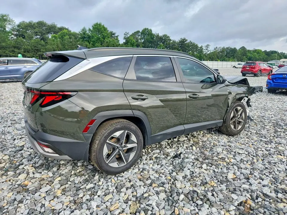 2025 HYUNDAI TUCSON SEL  