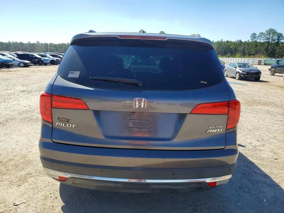 2016 HONDA PILOT ELITE  