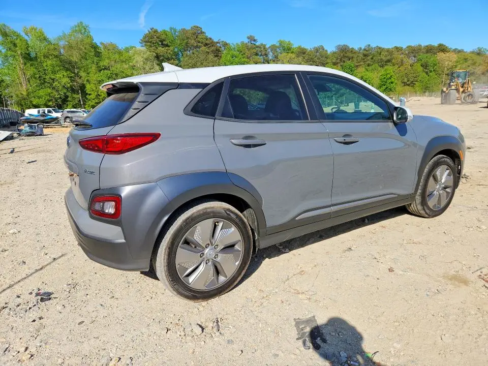 2021 HYUNDAI KONA SEL  