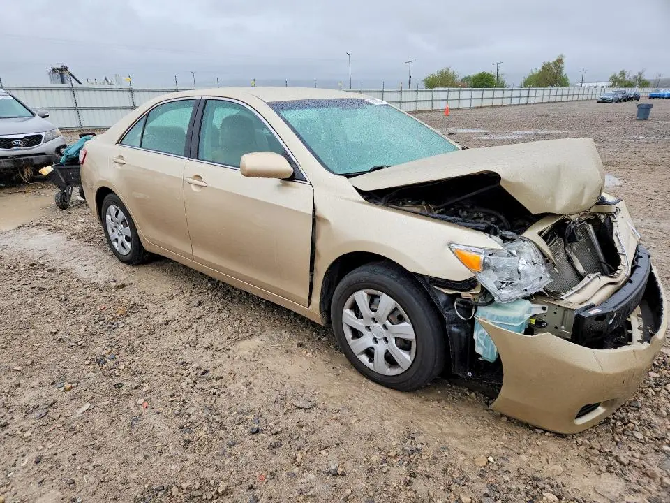 2010 TOYOTA CAMRY LE  