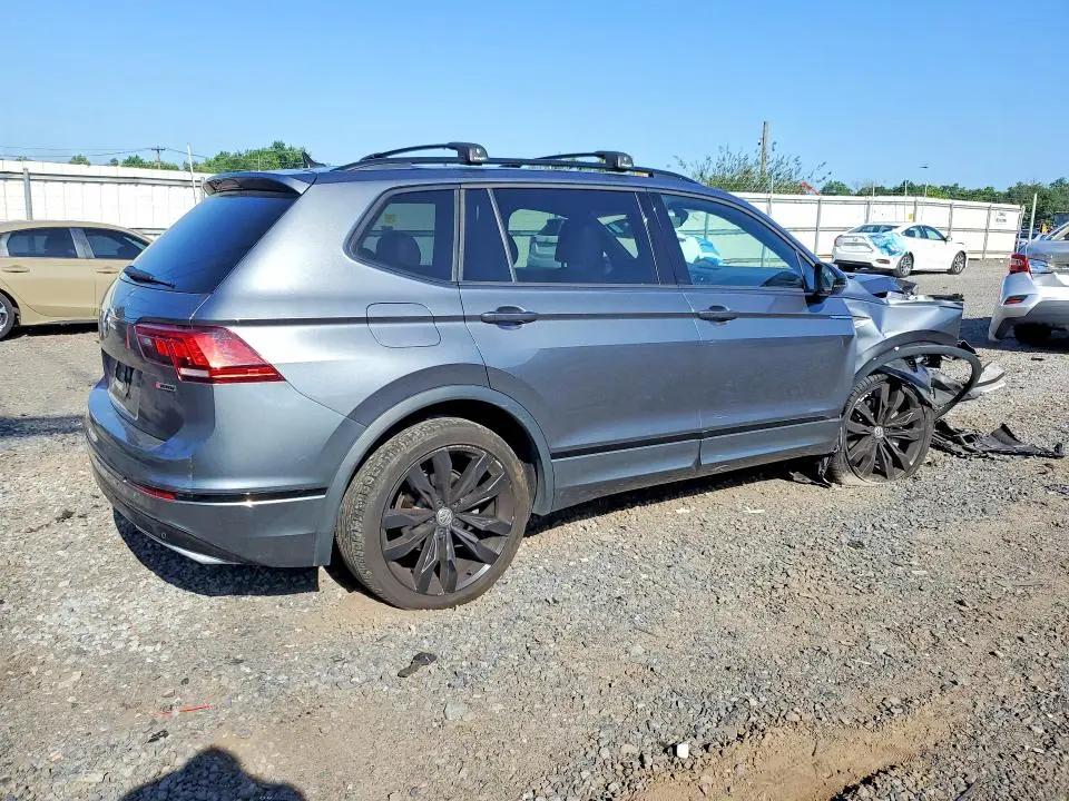 2021 VOLKSWAGEN TIGUAN SE  