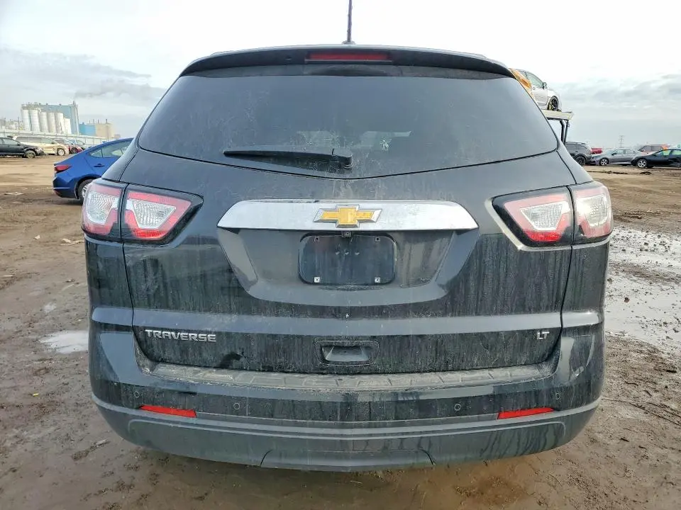 2017 CHEVROLET TRAVERSE LT  