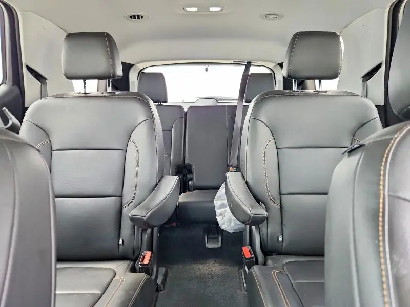 2020 CHEVROLET TRAVERSE LT  