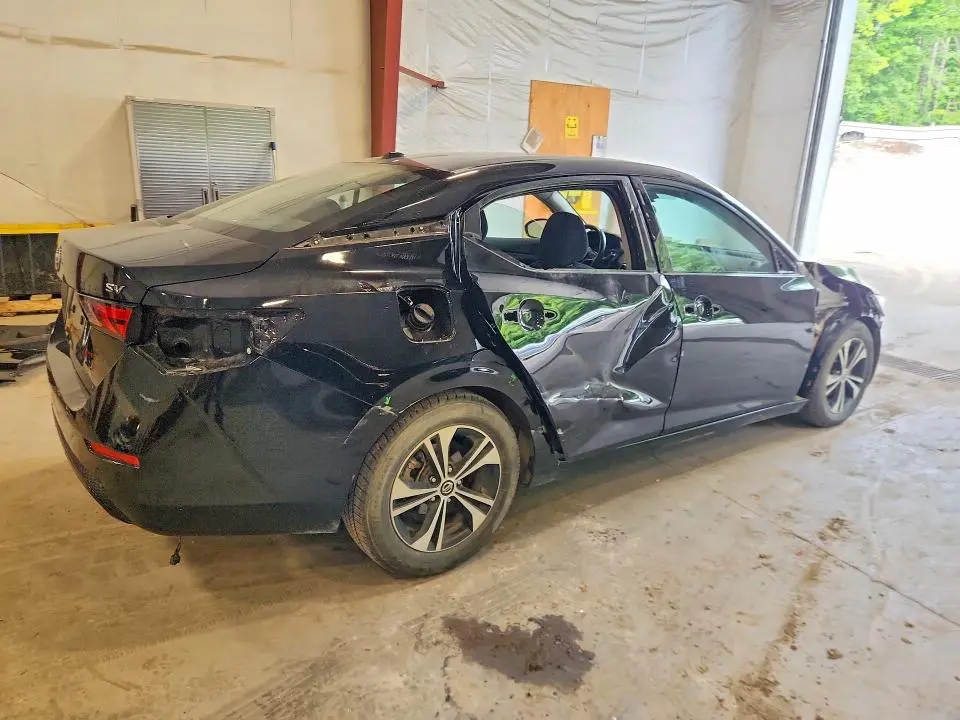 2022 NISSAN SENTRA SV  