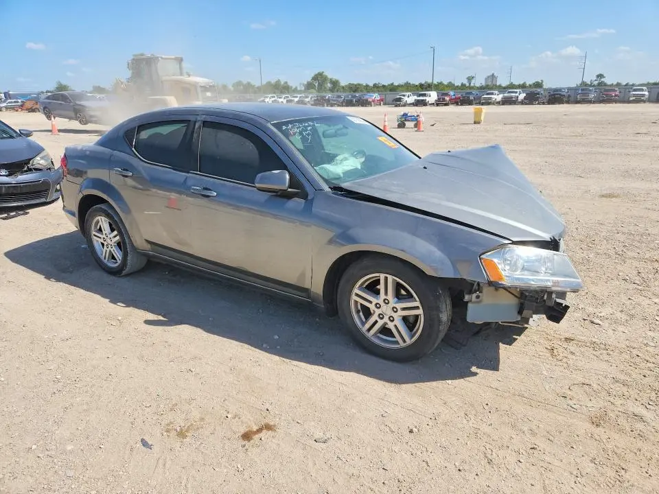 2012 DODGE AVENGER SXT  