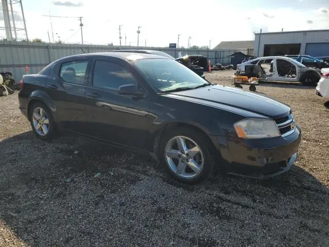 2014 DODGE AVENGER SE  