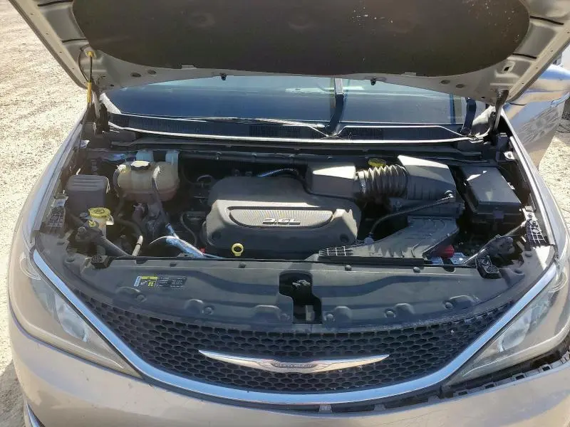 2017 CHRYSLER PACIFICA TOURING L PLUS  