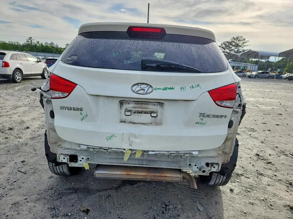 2012 HYUNDAI TUCSON GLS  