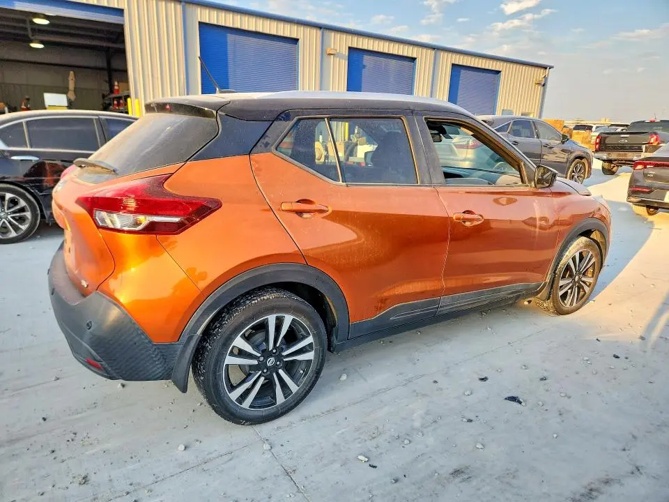 2020 NISSAN KICKS SV  