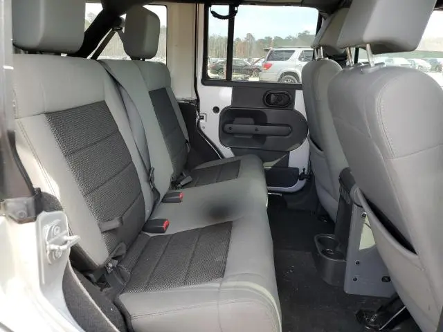 2010 JEEP WRANGLER UNLIMITED SAHARA  