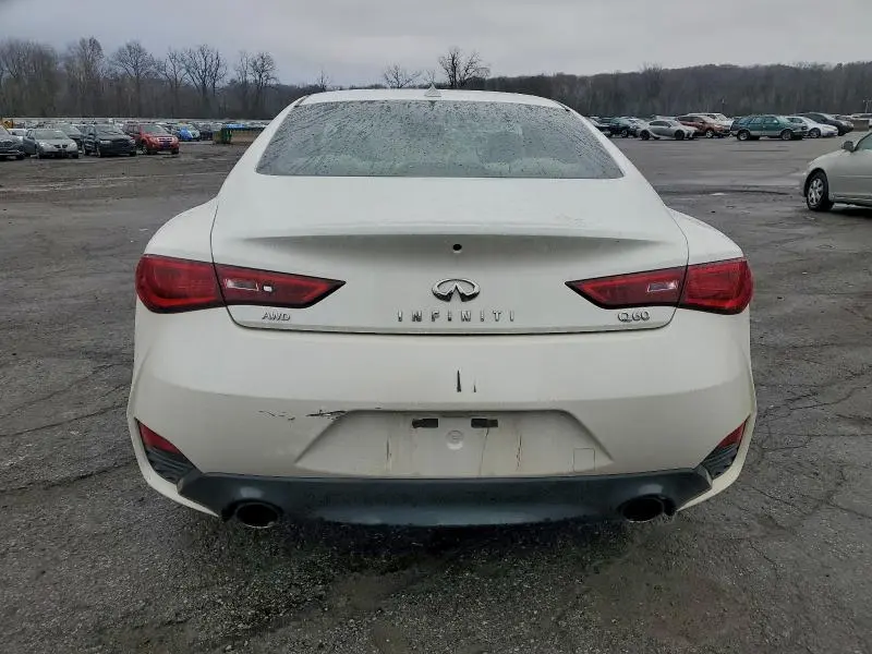 2019 INFINITI Q60 PURE  