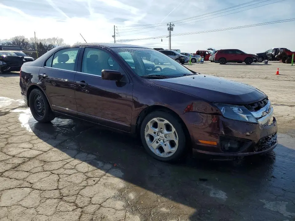 2011 FORD FUSION SE  