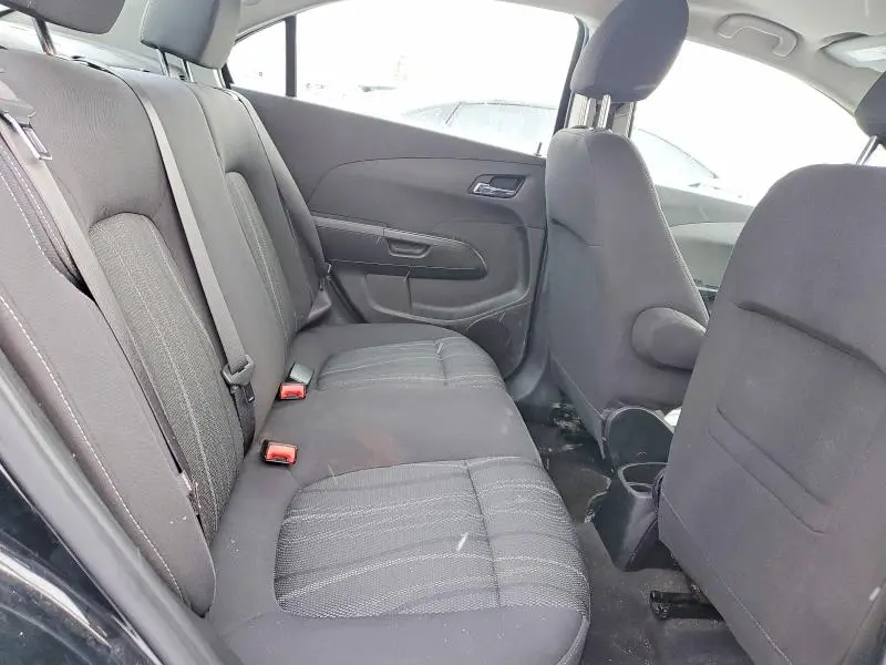 2017 CHEVROLET SONIC LT  