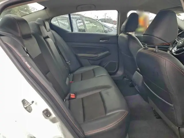 2022 NISSAN ALTIMA SR  