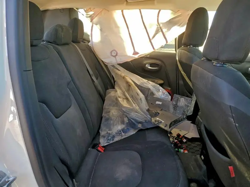 2015 JEEP RENEGADE TRAILHAWK  