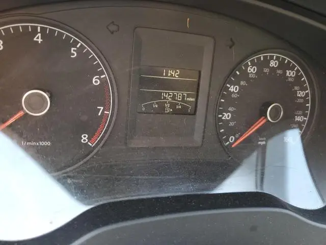 2011 VOLKSWAGEN JETTA SE  