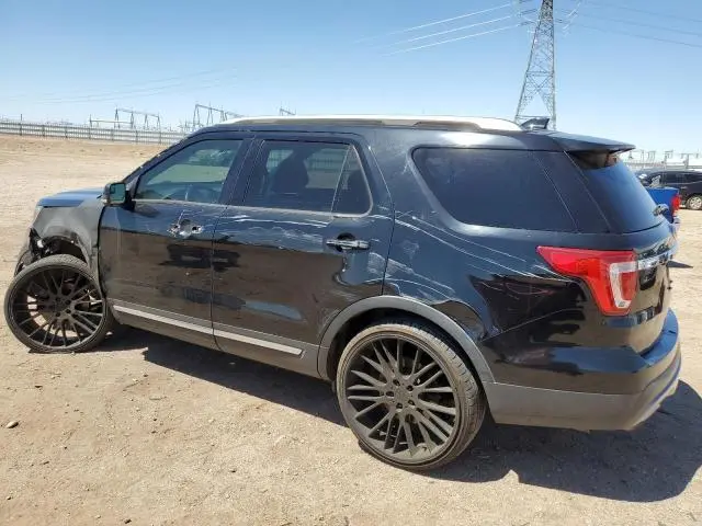 2017 FORD EXPLORER XLT  