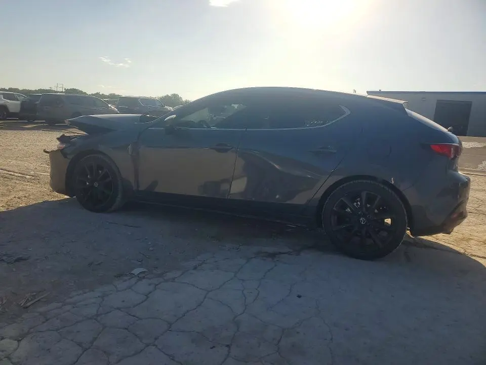 2024 MAZDA 3 PREFERRED  