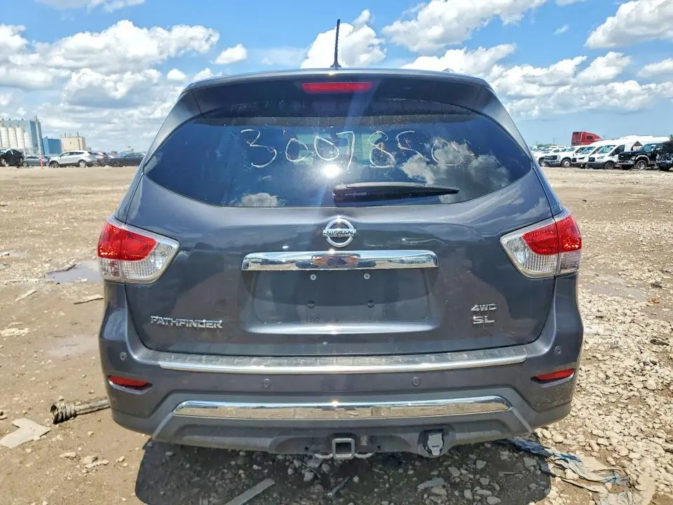2014 NISSAN PATHFINDER SL  