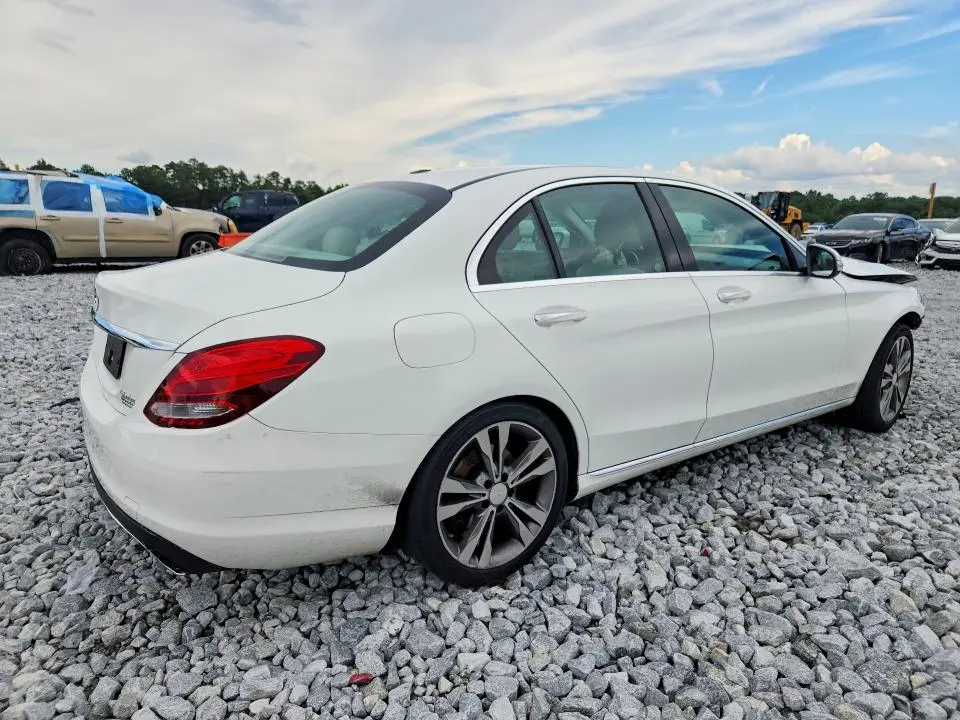 2016 MERCEDES-BENZ C 300  