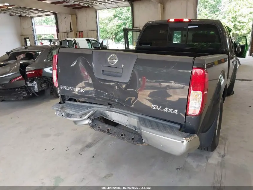 2011 NISSAN FRONTIER SV