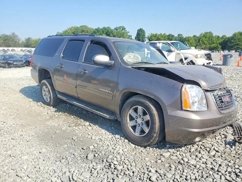 2013 GMC YUKON XL K1500 SLT  