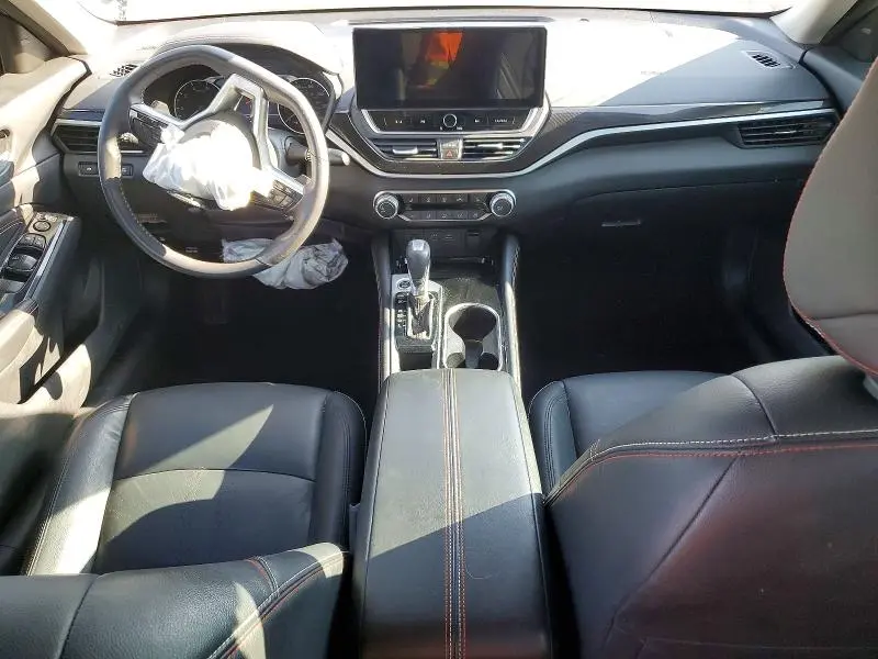2023 NISSAN ALTIMA SR  