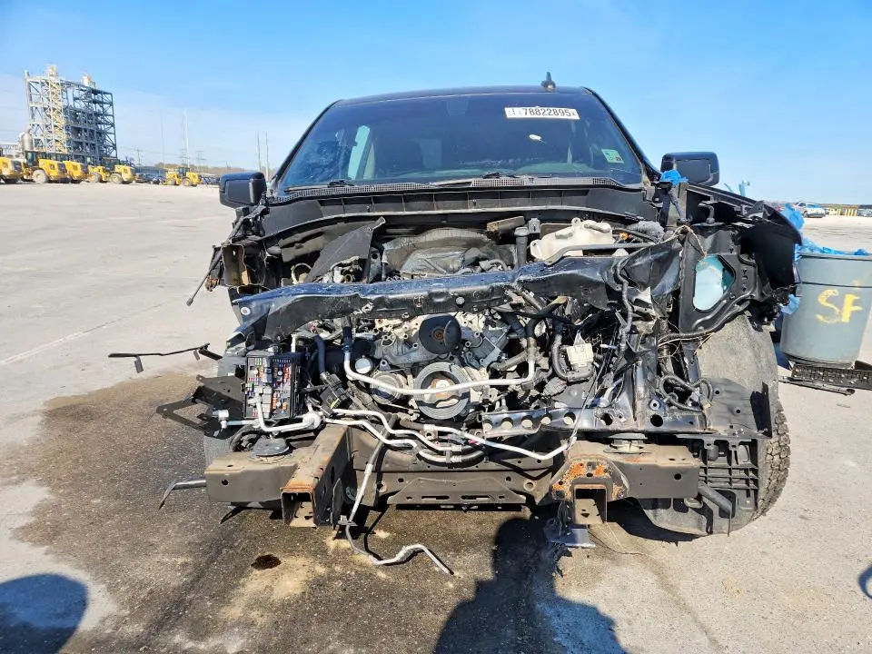 2019 CHEVROLET SILVERADO C1500 LT  