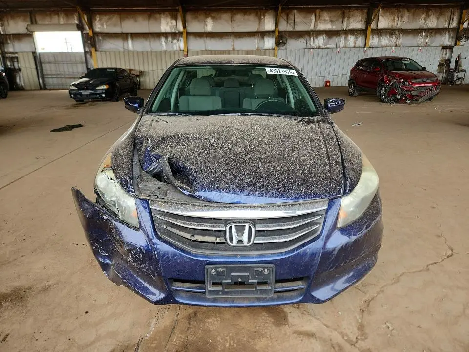 2011 HONDA ACCORD LX  