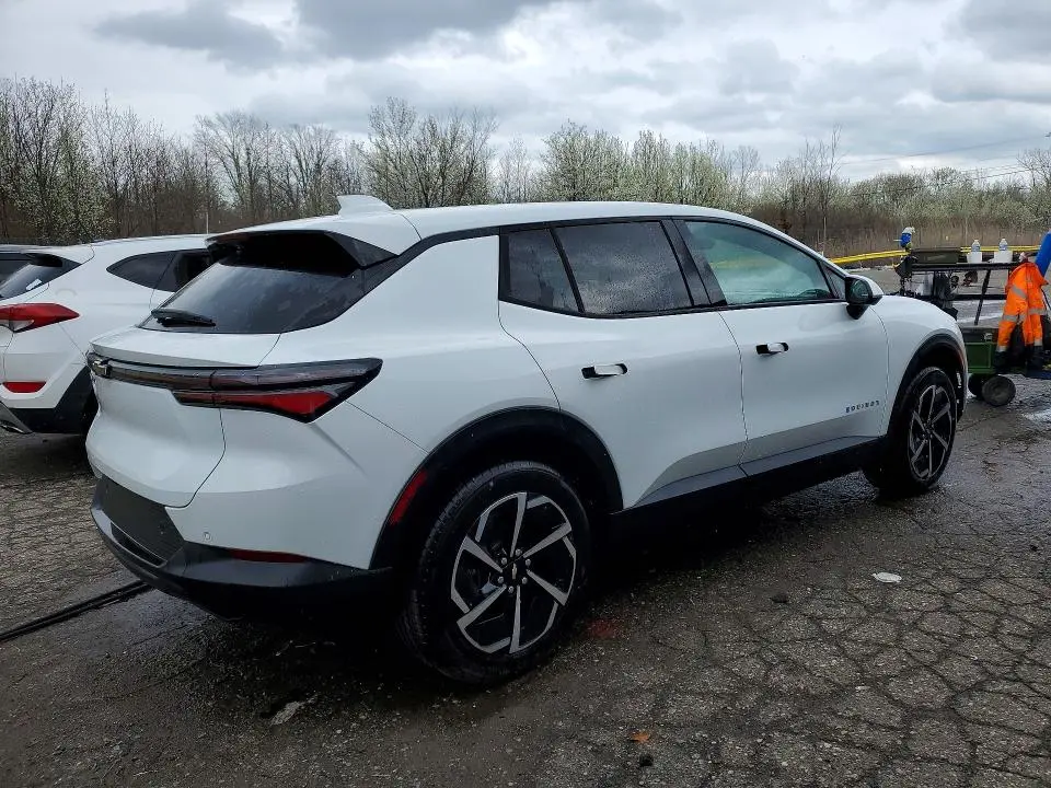 2025 CHEVROLET EQUINOX LT  