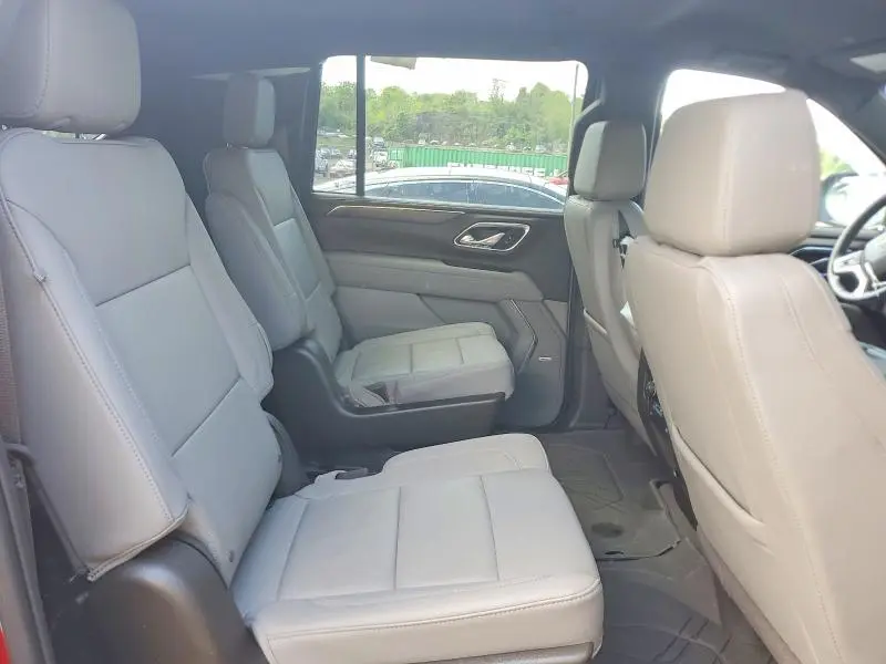 2024 CHEVROLET SUBURBAN K1500 LT  