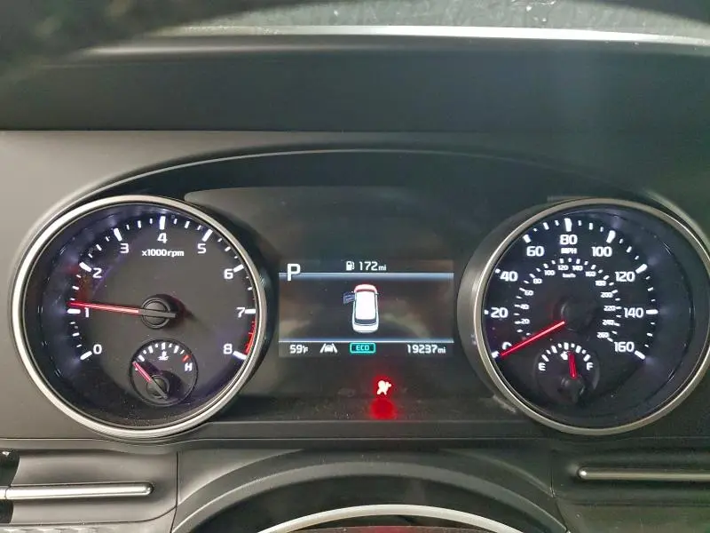 2024 KIA CARNIVAL LX  