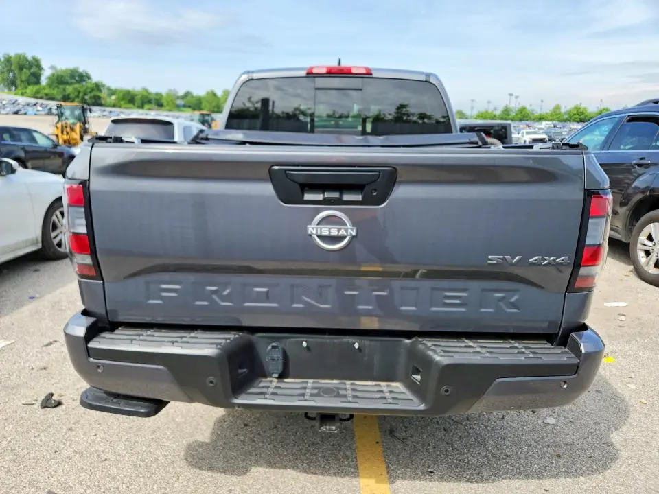 2023 NISSAN FRONTIER SV  