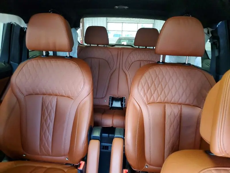 2024 BMW X7 M60I  