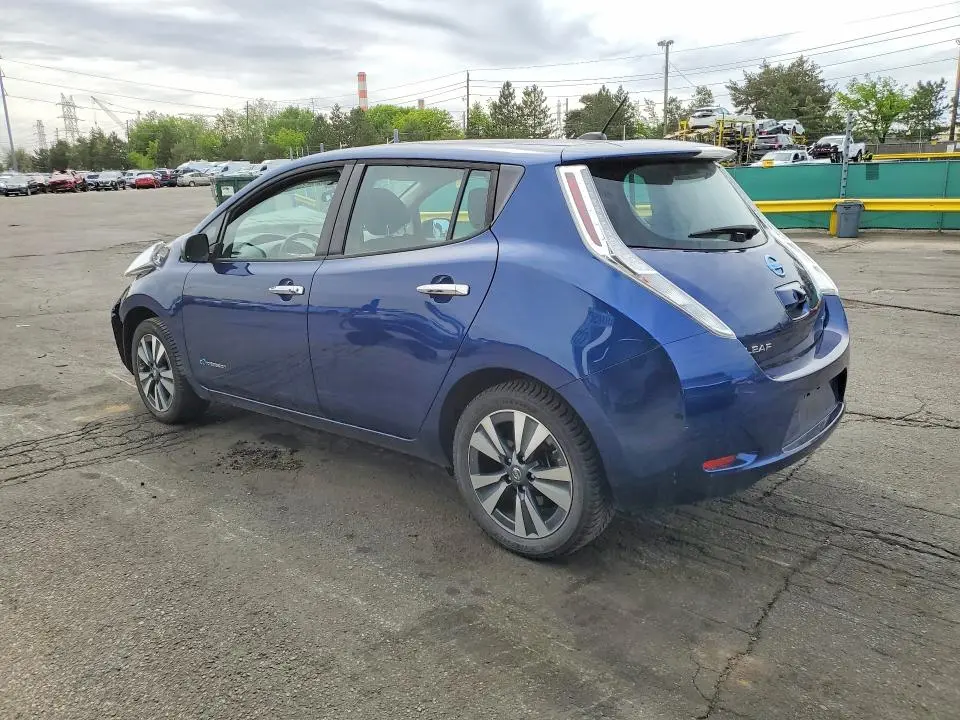 2017 NISSAN LEAF SV  