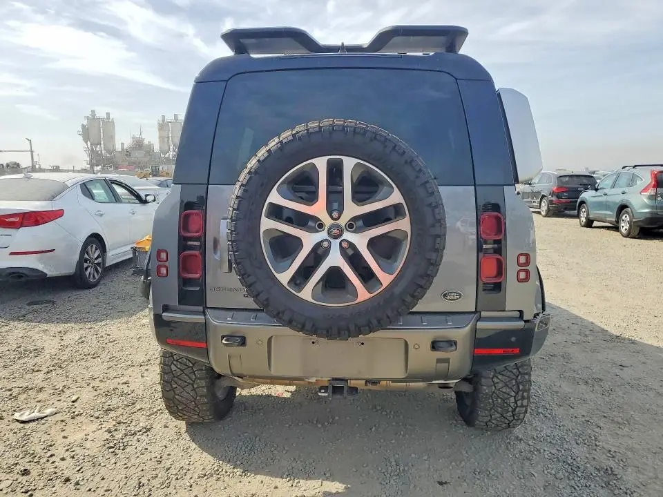 2023 LAND ROVER DEFENDER 110 X-DYNAMIC SE  