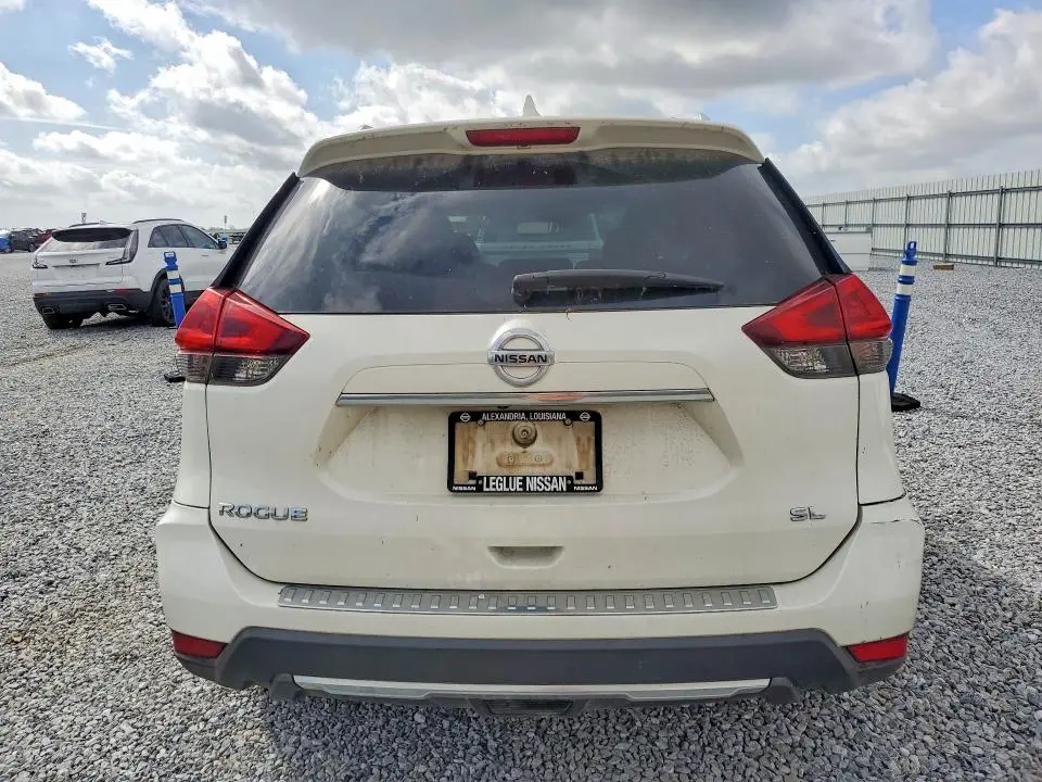 2018 NISSAN ROGUE SL  