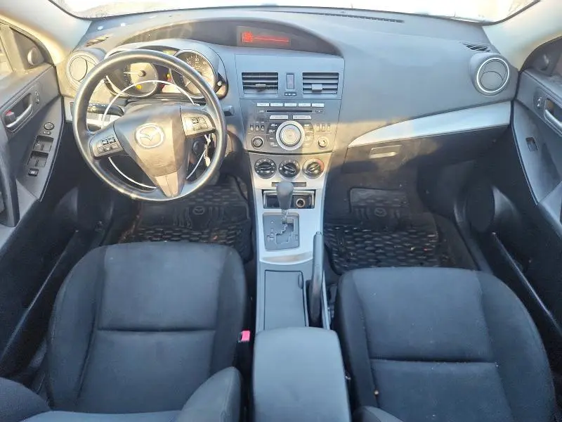 2011 MAZDA 3 I  